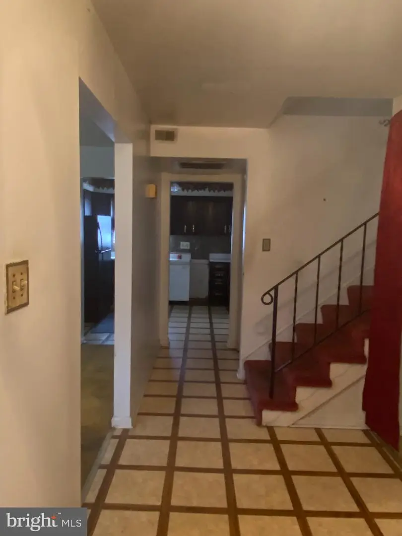 501 Tavenner Ct, Sterling, VA 20164 - #2