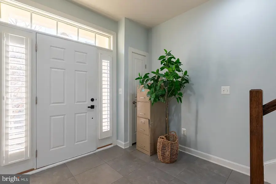 24615 Jenkins Leaf Ter, Sterling, VA 20166 - Image #3