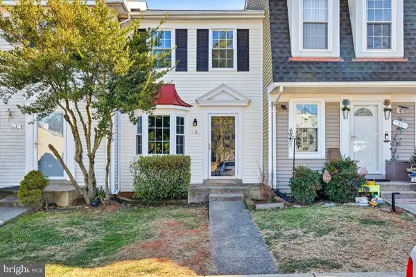 9 Alden Ct, STERLING, VA 20165