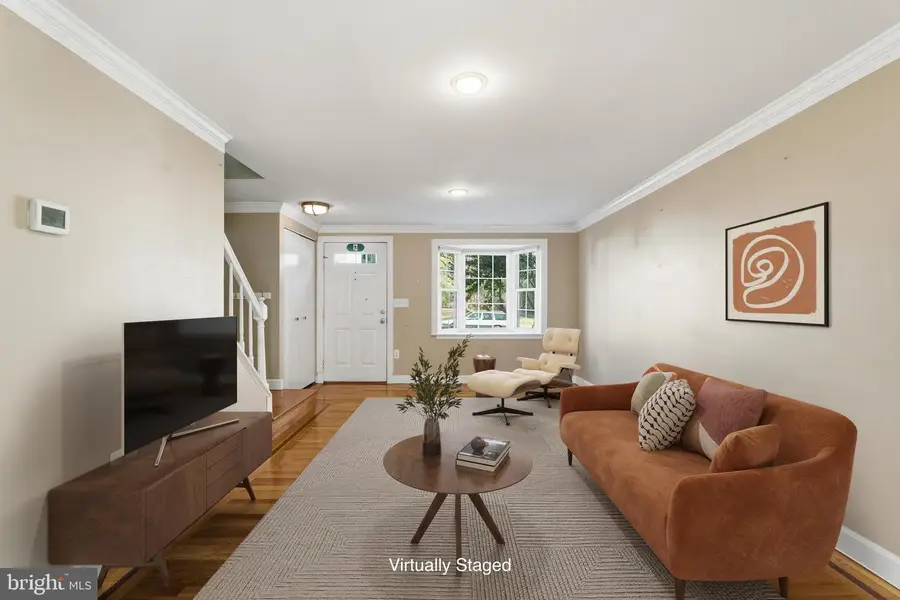 9 Alden Ct, Sterling, VA 20165 - Image #3