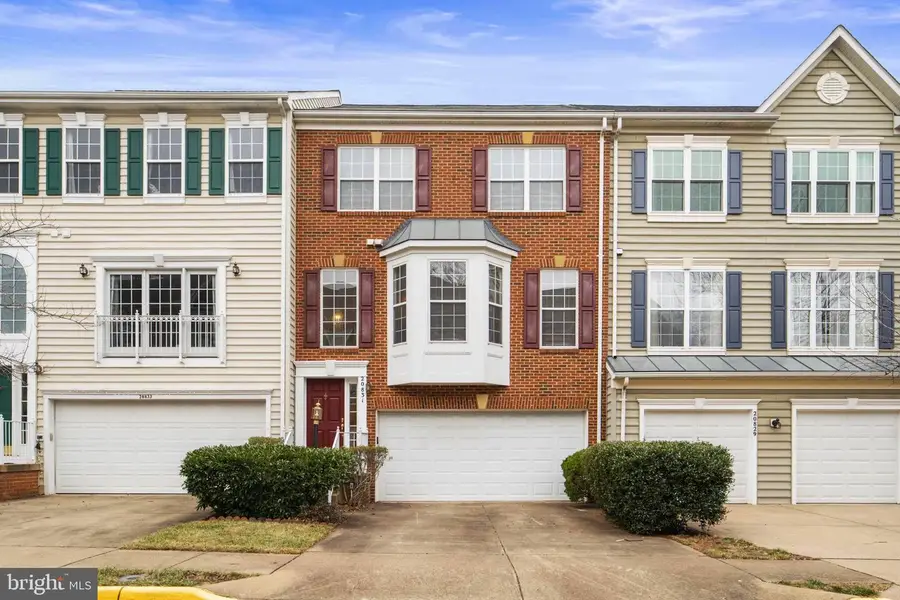 20831 Miranda Falls Sq, Sterling, VA 20165 - Image #3