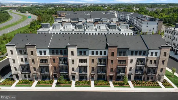 43305 Farringdon Sq, BROADLANDS, VA 20148