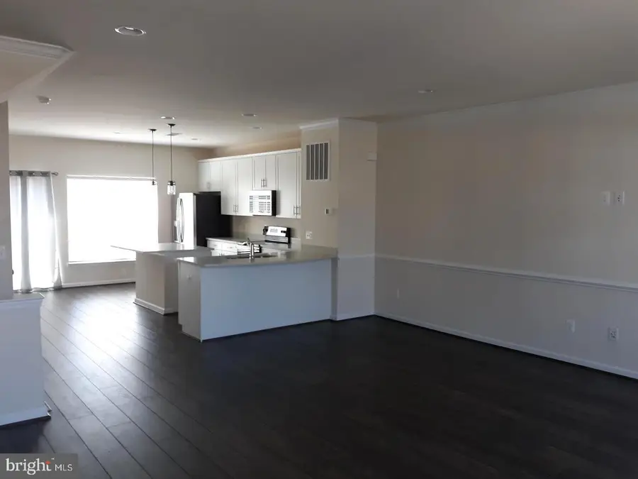 220 Apsley Ter, Purcellville, VA 20132 - Image #2