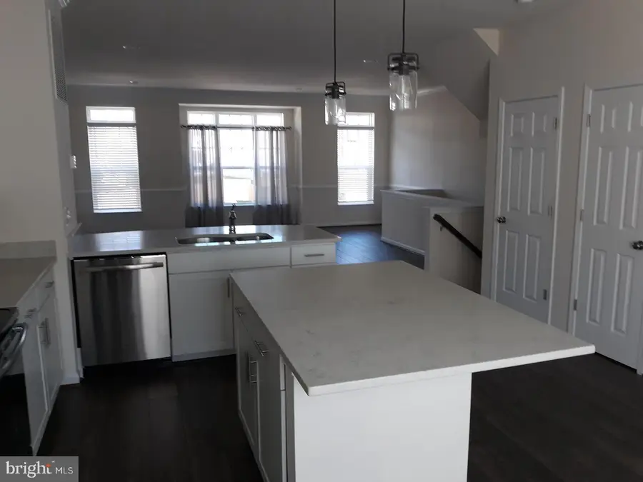 220 Apsley Ter, Purcellville, VA 20132 - Image #3