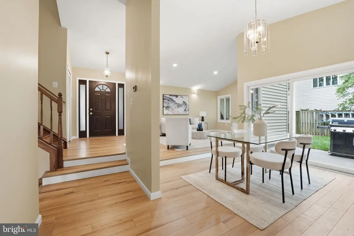 314 Sugarland Run Dr, Sterling, VA 20164 - #1