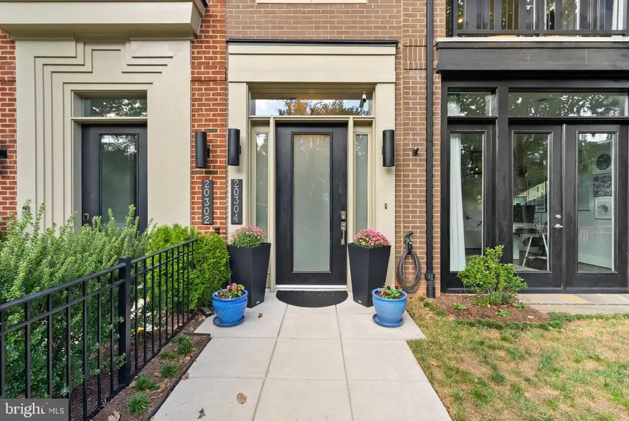 20304 Northpark Dr, Ashburn, VA 20147 - Image #2