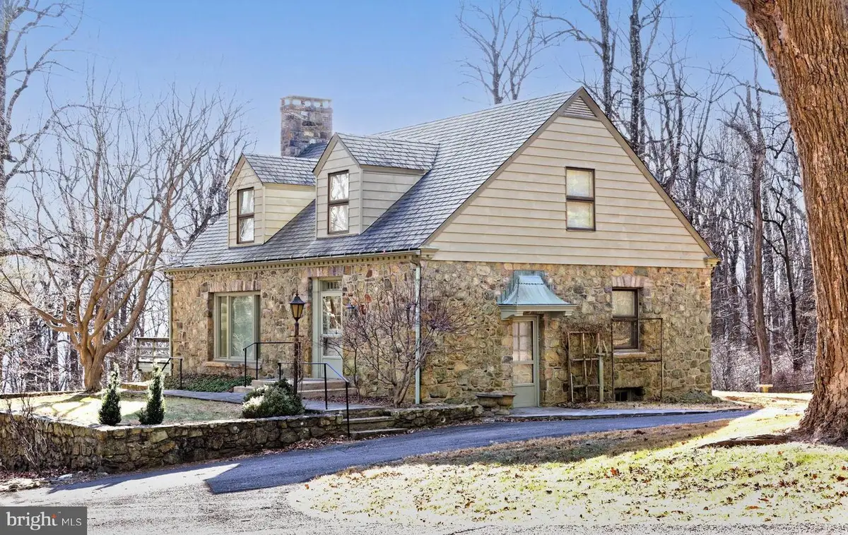 32843 Mount Weather Rd, Bluemont, VA 20135 - Image #1