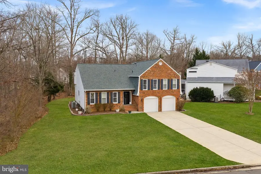 21 Lipscomb Ct, Sterling, VA 20165 - Image #2