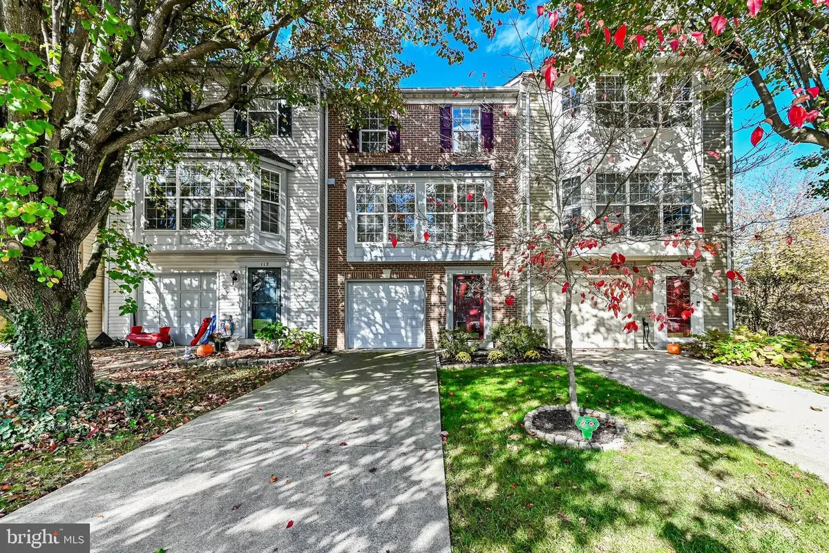 114 Hampshire Sq Sw, Leesburg, VA 20175 - Image #1