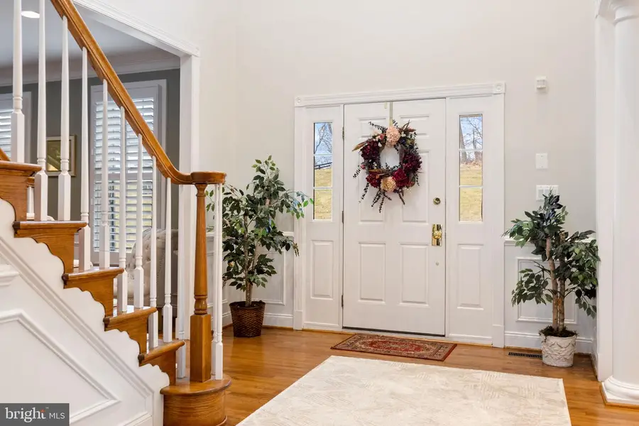 15058 Bankfield Dr, Waterford, VA 20197 - Image #2
