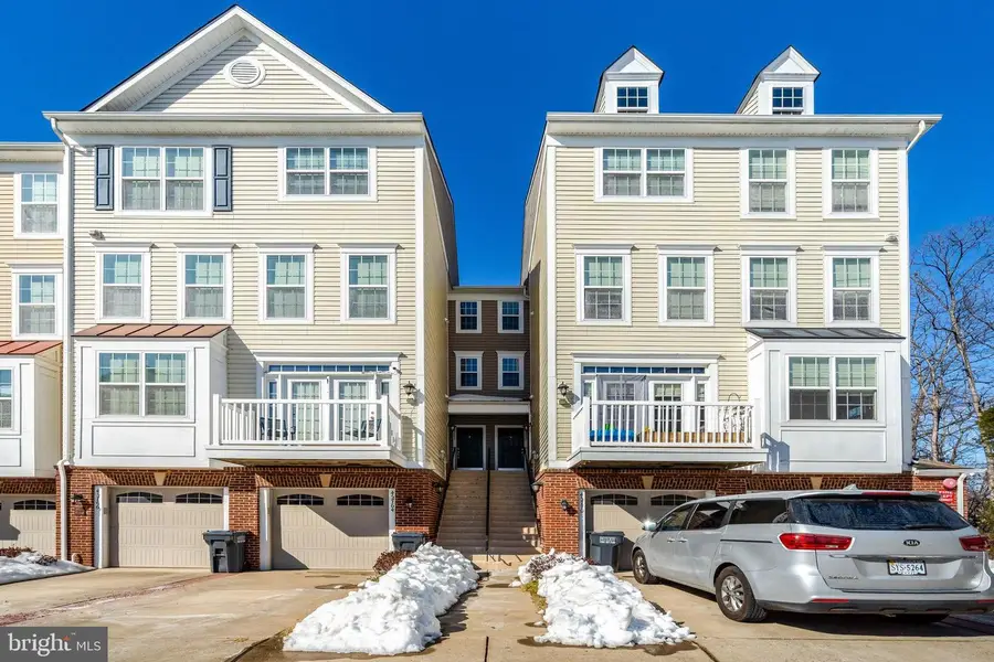 45768 Winding Branch Ter, Sterling, VA 20166 - Image #3