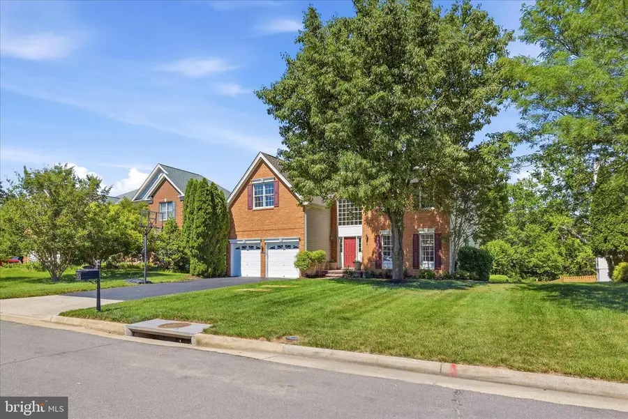 22806 Oatlands Grove Pl, Ashburn, VA 20148 - #2