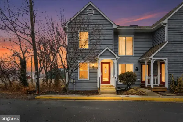 115 W O St, PURCELLVILLE, VA 20132