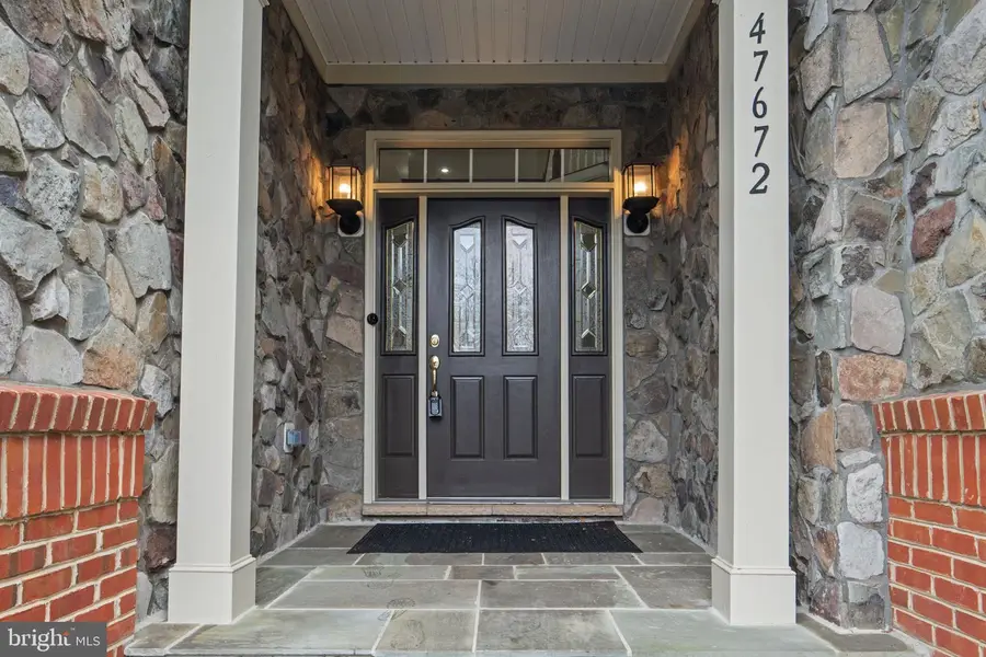 47672 Paulsen Sq, Sterling, VA 20165 - #2