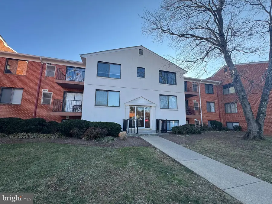 125-q Clubhouse Dr Sw #4, Leesburg, VA 20175 - Image #2