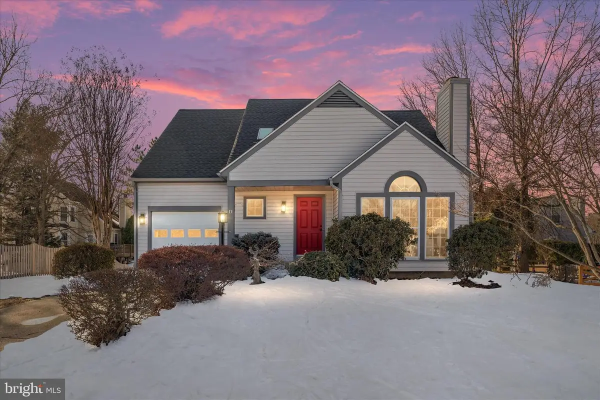 5 Rawlston Ct, Sterling, VA 20165 - #1