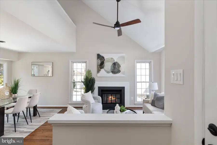 5 Rawlston Ct, Sterling, VA 20165 - #2