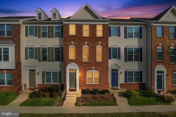 25114 Monteith Ter, CHANTILLY, VA 20152