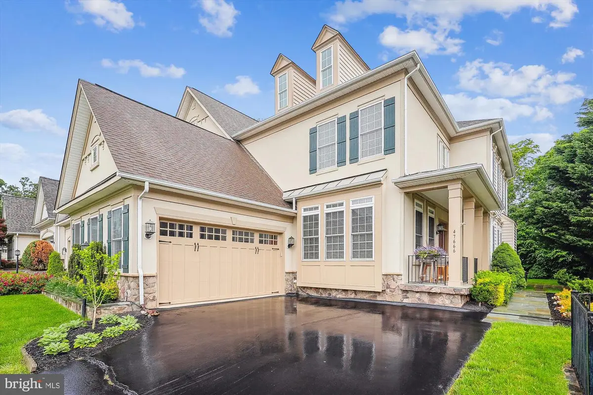 47666 Paulsen Sq, Potomac Falls, VA 20165 - Image #1