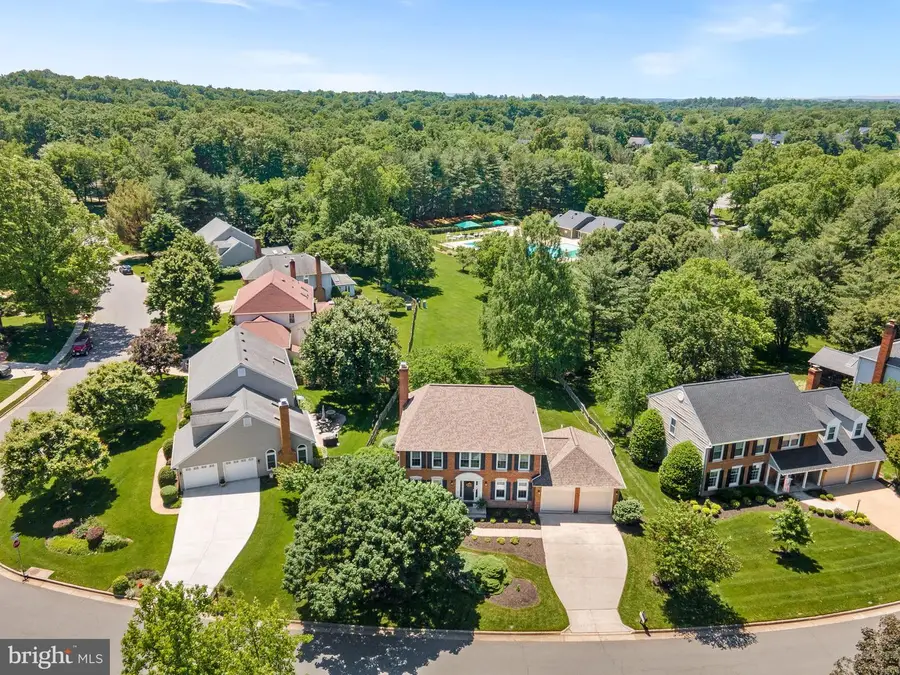 5 Griswold Ct, Sterling, VA 20165 - Image #3