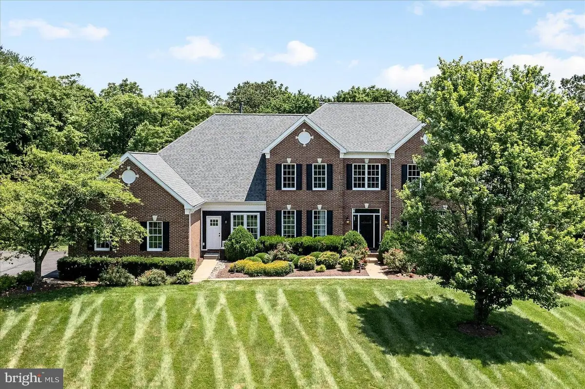 18132 Shenstone Ct, Leesburg, VA 20175 - Image #1