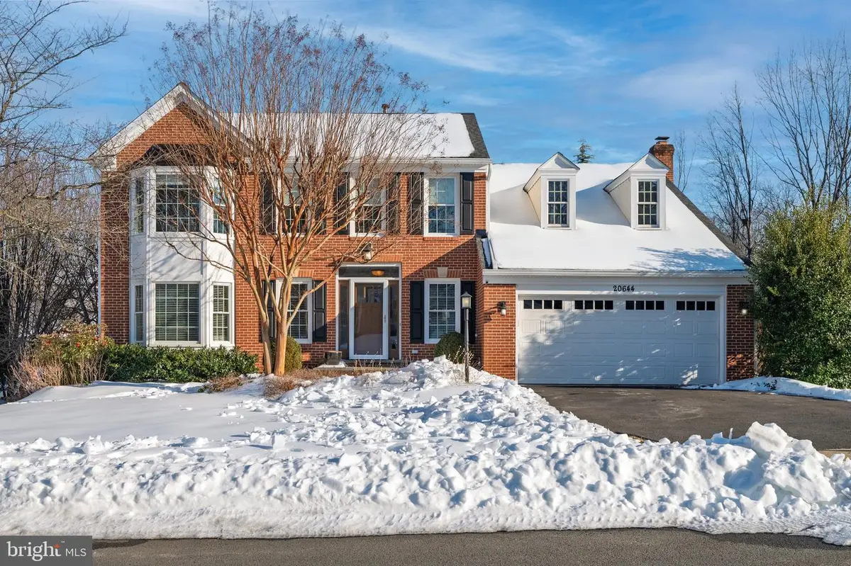 20644 Belwood Ct, Sterling, VA 20165 - Image #1