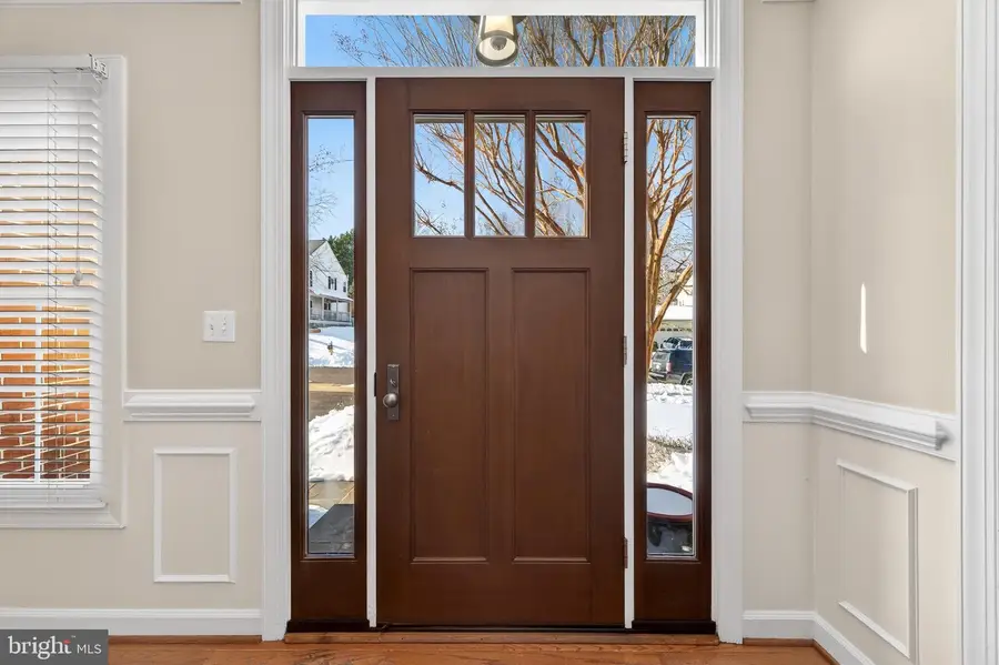 20644 Belwood Ct, Sterling, VA 20165 - Image #3