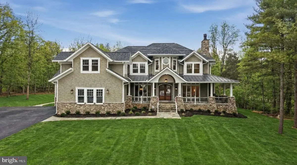 22597 Redhill Manor Ct, Leesburg, VA 20175 - #1