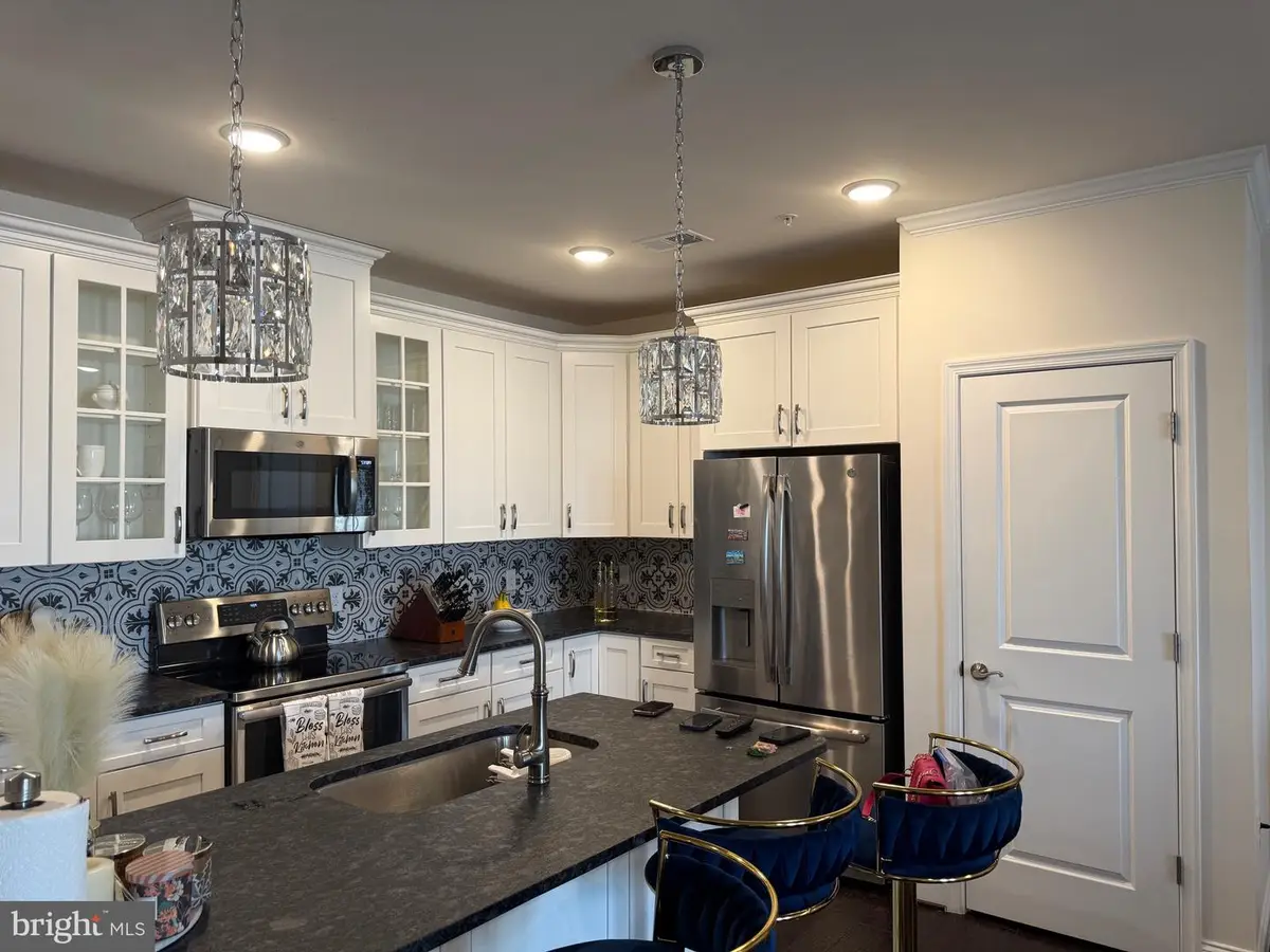 23630 Havelock Walk Ter #410, Ashburn, VA 20148 - Image #1