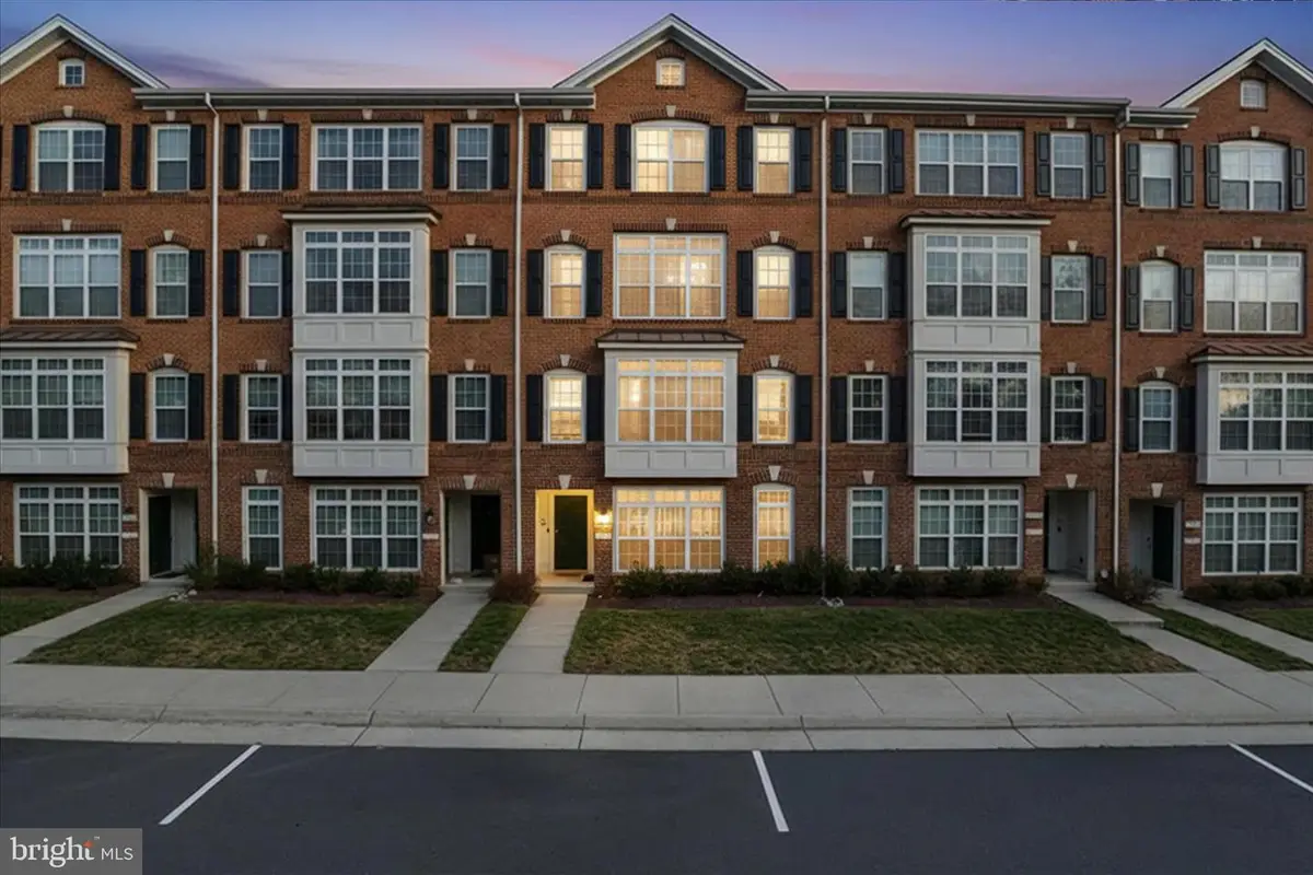 22768 Ferncrest Ter, Brambleton, VA 20148 - Image #1