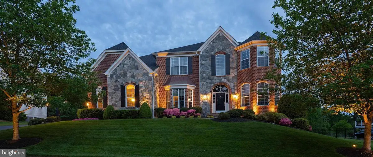 25604 Twelve Cedars Ct, Chantilly, VA 20152 - #1