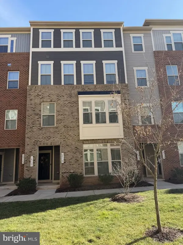 24729 Monk Meadows Ter, STERLING, VA 20166