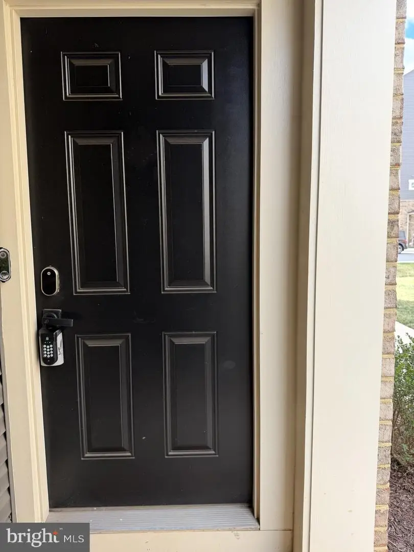 24729 Monk Meadows Ter, Sterling, VA 20166 - Image #2