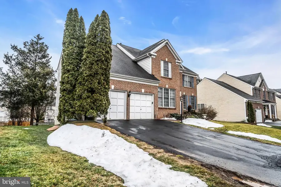 43553 Dempsey Ln, Chantilly, VA 20152 - #3