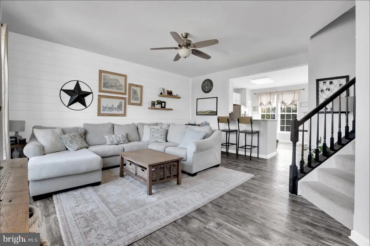 25336 Sweetness Ter, Aldie, VA 20105 - #1