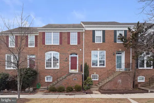 20395 Charter Oak Dr, ASHBURN, VA 20147