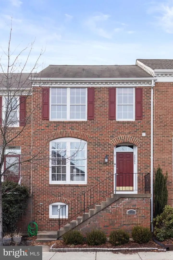 20395 Charter Oak Dr, Ashburn, VA 20147 - Image #2