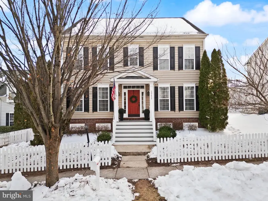 20413 Peckham St, Ashburn, VA 20147 - Image #2