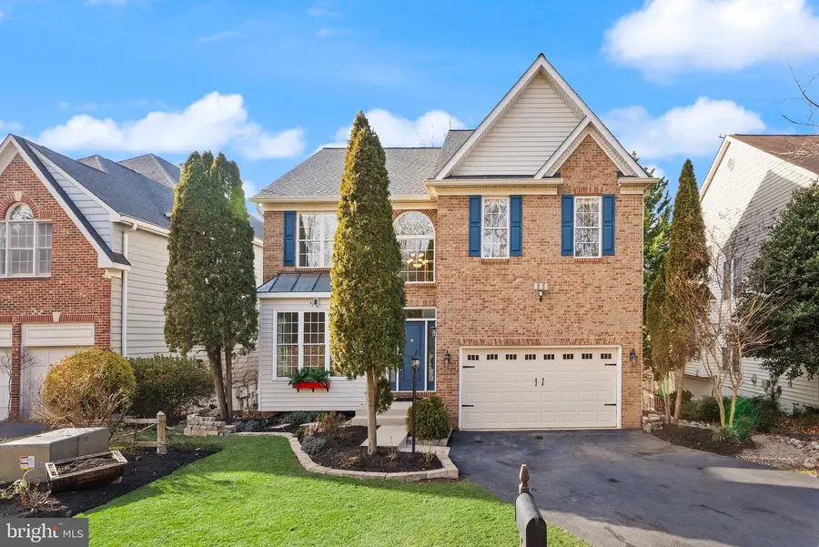 21147 Brookside Ln, Sterling, VA 20165 - Image #2