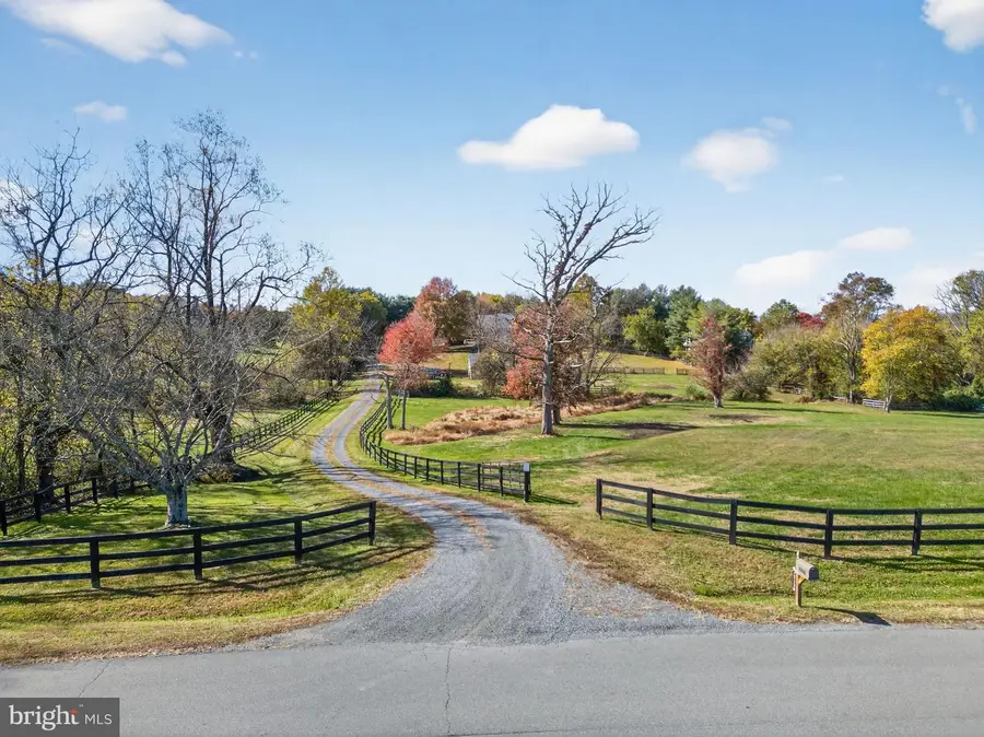 17130 Quail Creek Cir, Hamilton, VA 20158 - Image #3