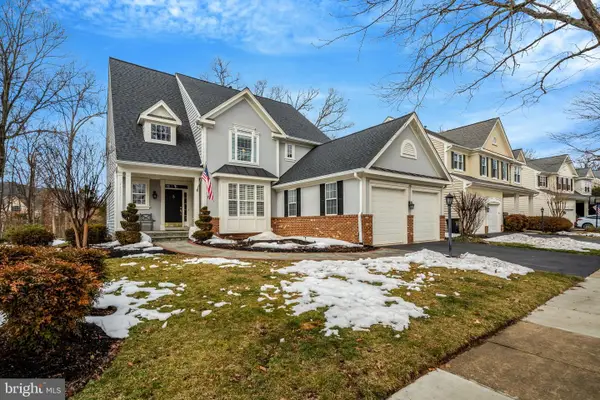 43372 Burke Dale St, CHANTILLY, VA 20152