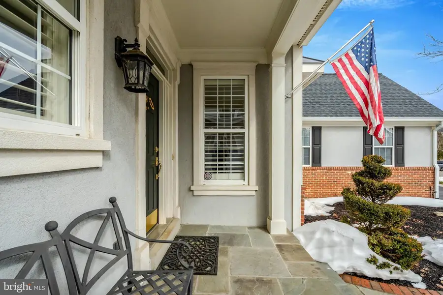 43372 Burke Dale St, Chantilly, VA 20152 - #3