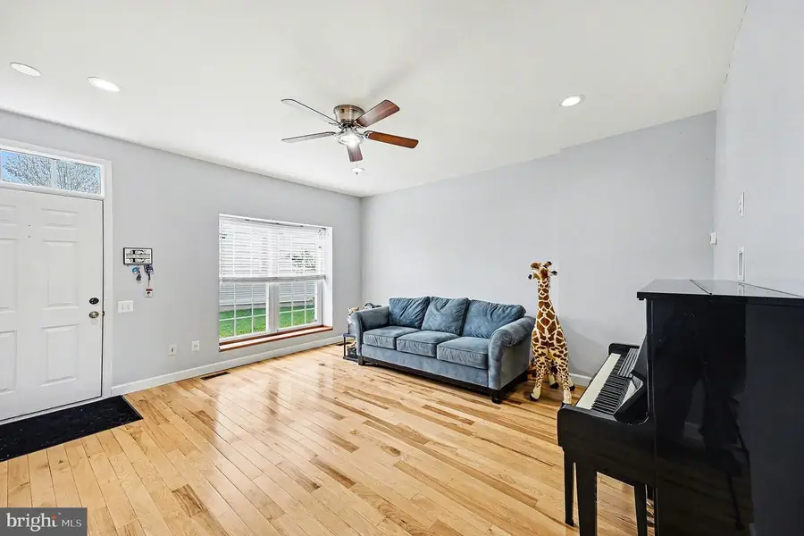 122 Carnaby Way Ne, Leesburg, VA 20176 - #2