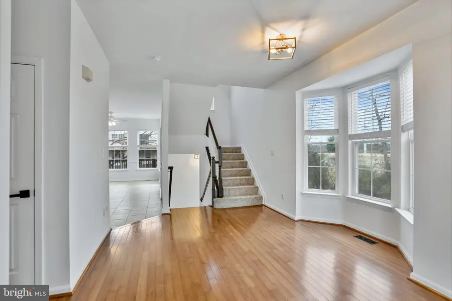 20381 Farmgate Ter, Ashburn, VA 20147 - Image #3