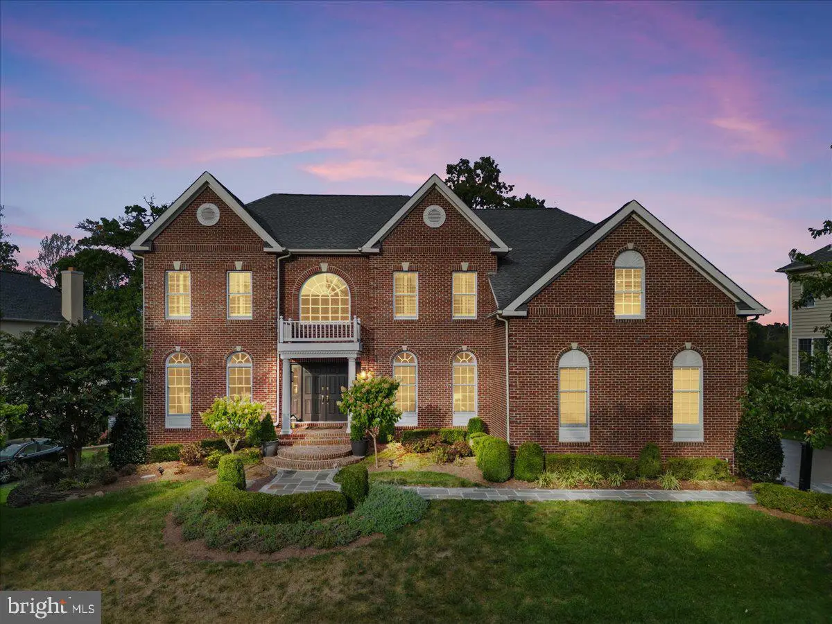 19598 Saratoga Springs Pl, Ashburn, VA 20147 - #1