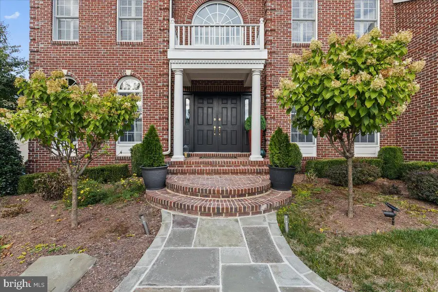 19598 Saratoga Springs Pl, Ashburn, VA 20147 - #2