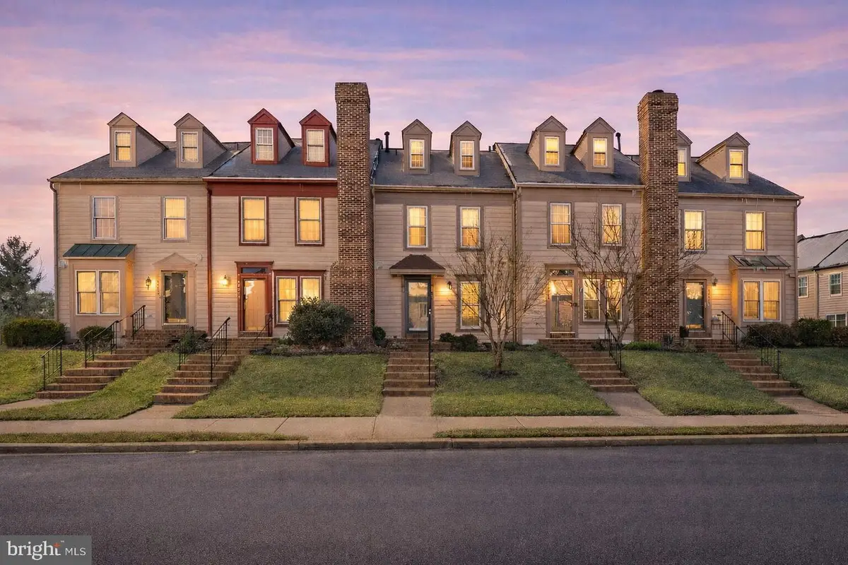 44025 Aberdeen Ter, Ashburn, VA 20147 - Image #1