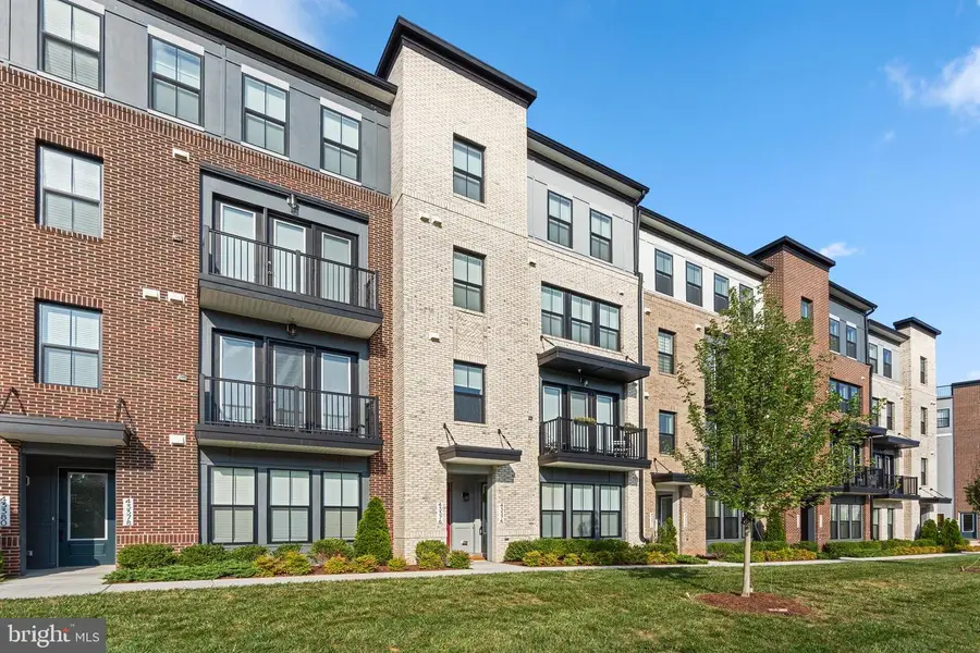 43376 Farringdon Sq, Broadlands, VA 20148 - #3