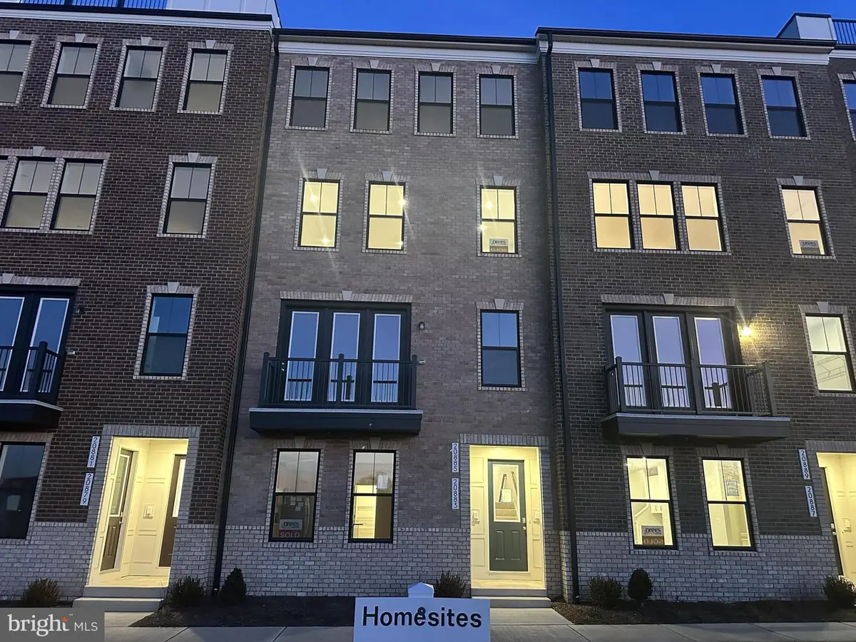 20885 Murry Falls Ter, Ashburn, VA 20147 - Image #1