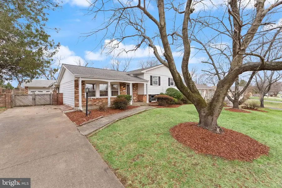 200 Williamsburg Rd, Sterling, VA 20164 - Image #3